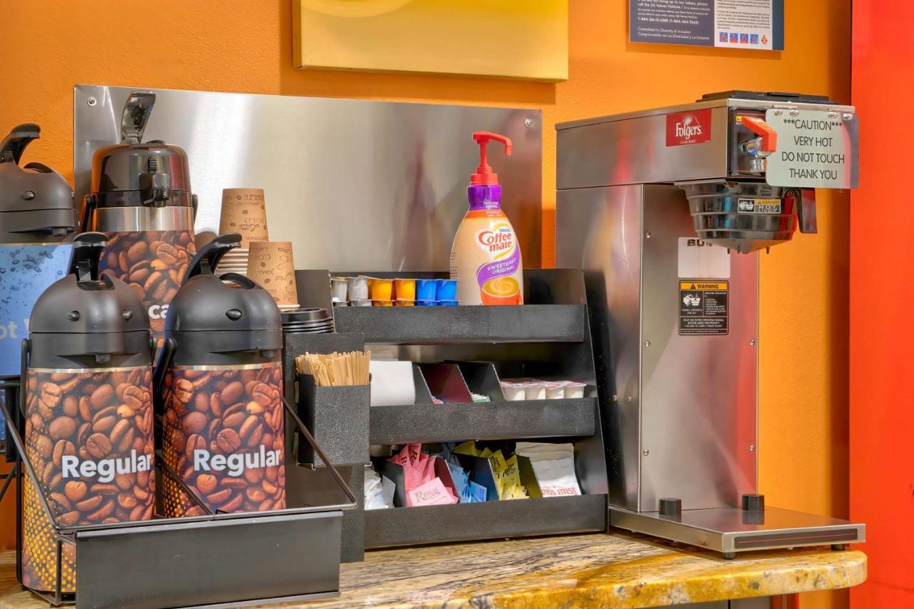 Motel 6-Eagle Pass, TX - Lakeside Esterno foto