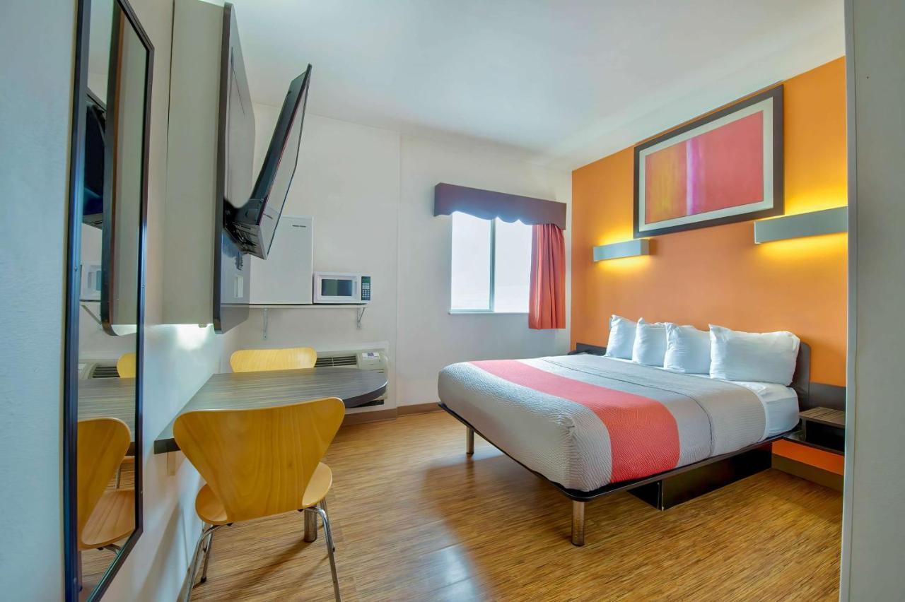 Motel 6-Eagle Pass, TX - Lakeside Esterno foto