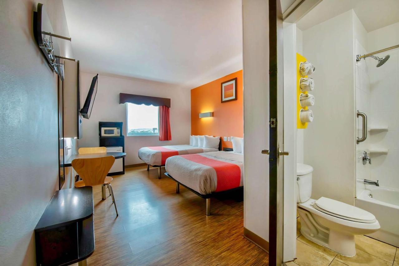 Motel 6-Eagle Pass, TX - Lakeside Esterno foto