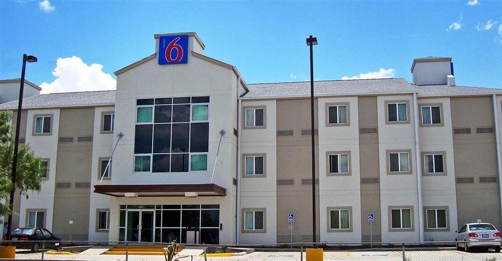 Motel 6-Eagle Pass, TX - Lakeside Amenities foto