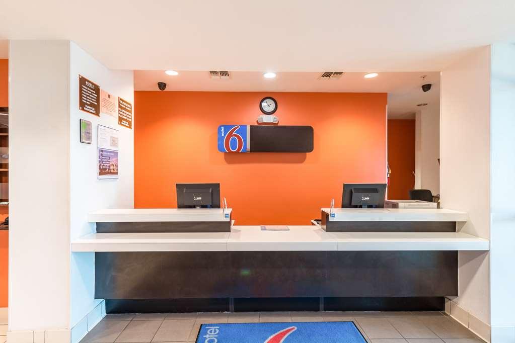 Motel 6-Eagle Pass, TX - Lakeside Interno foto